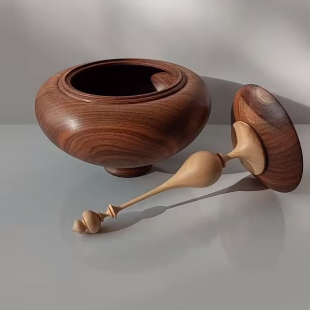 شکلات خوری